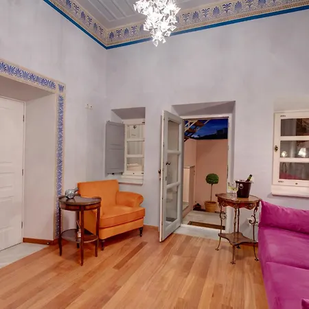 Villa Selena - 1830S Art-House Suites In Vaporia, 50M From Asteria Beach-3